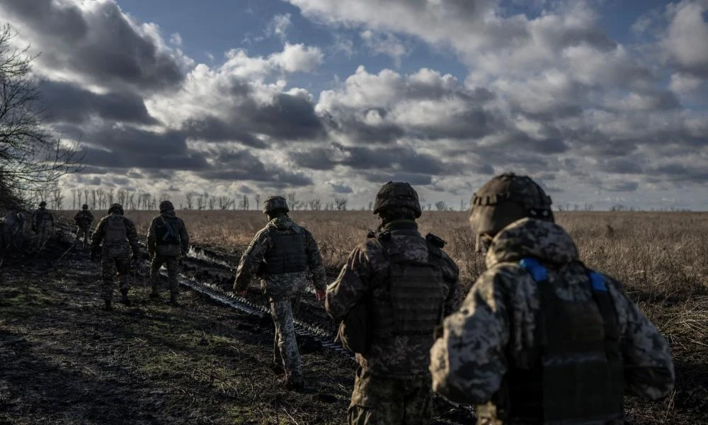 Ο στρατός της Ουκρανίας υποστηρίζει πως «συγκρατεί» τις ρωσικές δυνάμεις κοντά στη Βιλοχορίφκα
